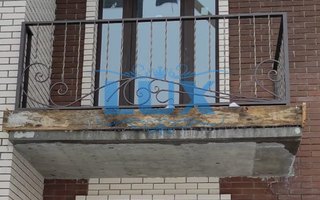 ограда для балкона загородного дома