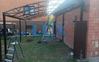 стальной навес для автомобиля, ход работ по установке